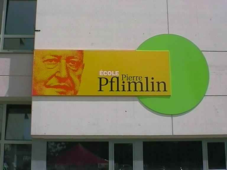 La plaque Ecole Pierre PFLIMLIN