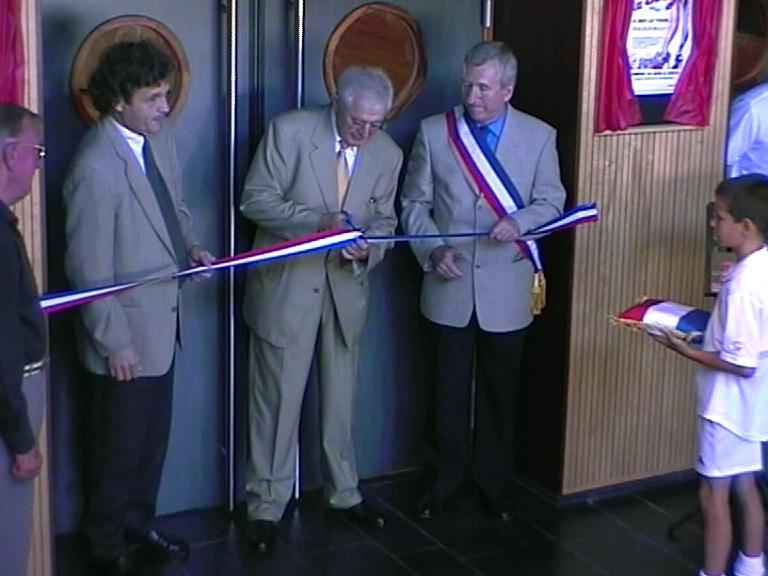 Henri BRONNER, Tomi UNGERER et les officiels